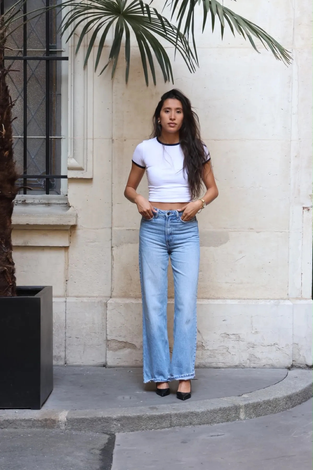 Mannequin à Paris en jean, style rue